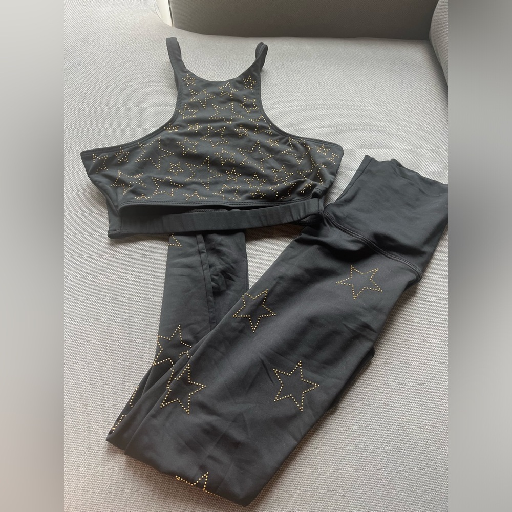 Beach Riot Workout Set